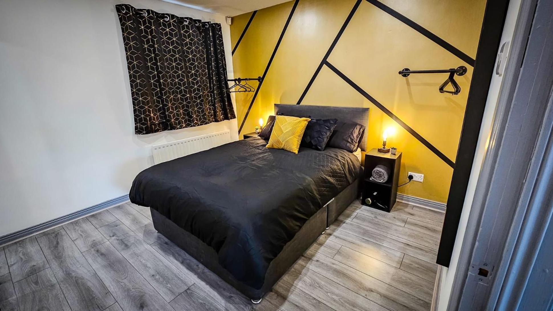 Modern City Centre Apartment 벨파스트 외부 사진